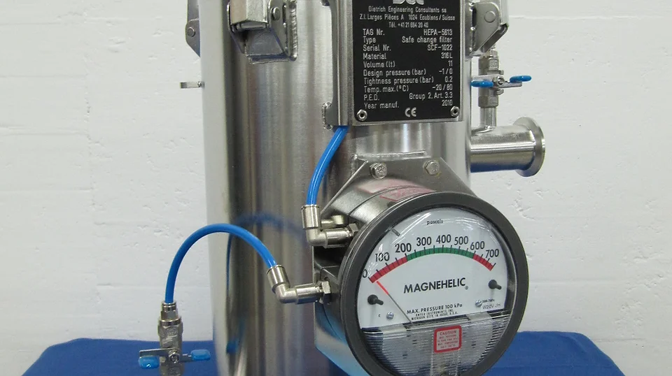 0a1e46_f045f8b7511247fe98b040a34136620d~mv2_d_1200_1600_s_2